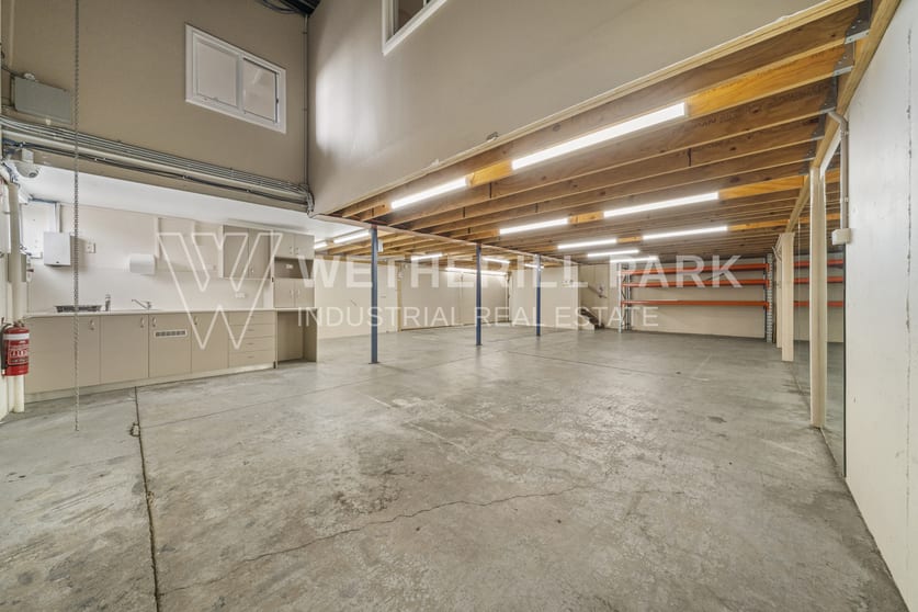 Click to view all images Wetherill Park NSW 2164 - Image 2