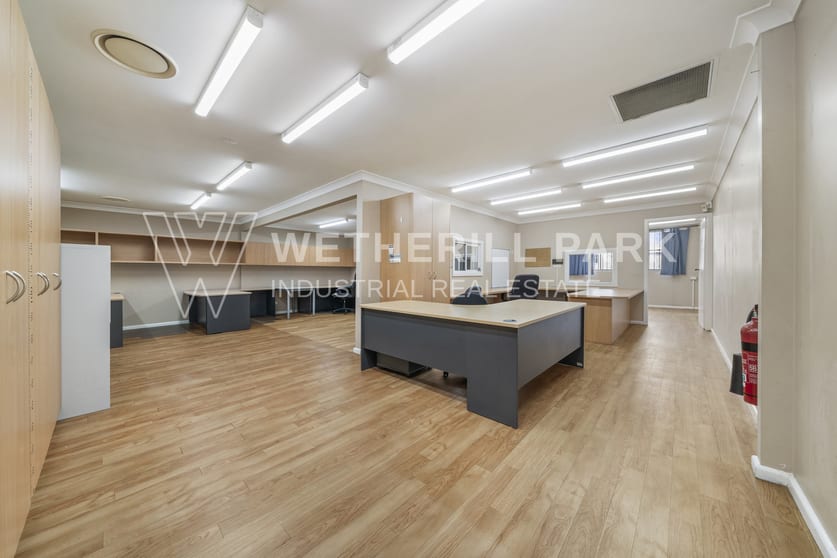 Click to view all images Wetherill Park NSW 2164 - Image 3