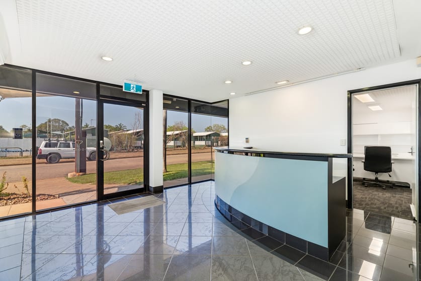 Click to view all images 24 Sadgroves Crescent Winnellie NT 0820 - Image 2