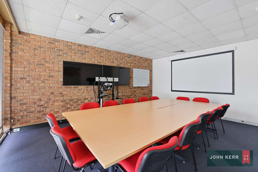 1/46 Haigh Street Moe VIC 3825 - Image 3