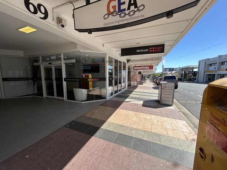 1/69 Goondoon Street Gladstone QLD 4680 - Image 2
