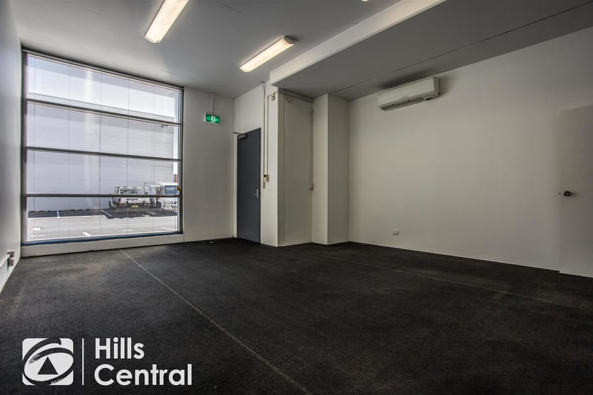 Click to view all images 21/252 New Line Road Dural NSW 2158 - Image 3