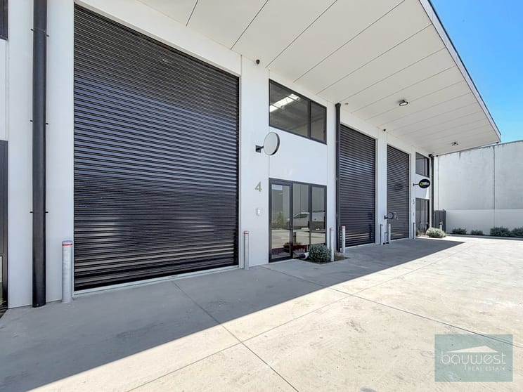 4/18 Suffolk Street Rosebud VIC 3939 - Image 2