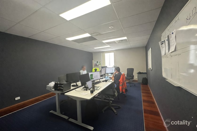Click to view all images 17/538 Gardeners Road Alexandria NSW 2015 - Image 2