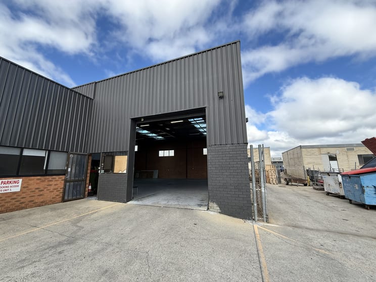 4/184 Gladstone Street Fyshwick ACT 2609 - Image 3