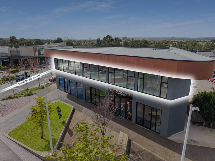 Level 1/Level 1, 3 Selandra Boulevard Clyde North VIC 3978 - Image 1