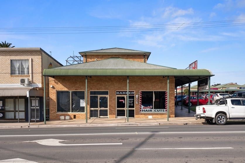 Click to view all images SHOP 1/1 Grose Vale Road North Richmond NSW 2754 - Image 1