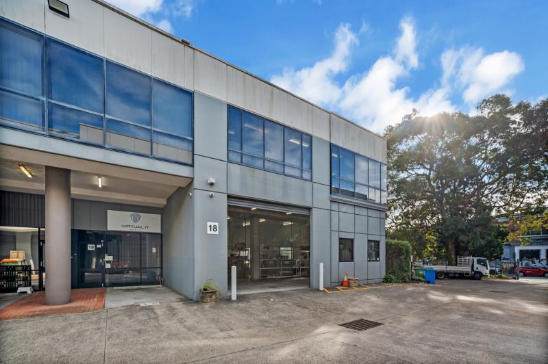 Click to view all images Unit 18/23 Bowden St Alexandria NSW 2015 - Image 3