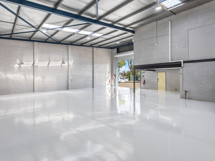 Click to view all images 11/135 Long Street Smithfield NSW 2164 - Image 3