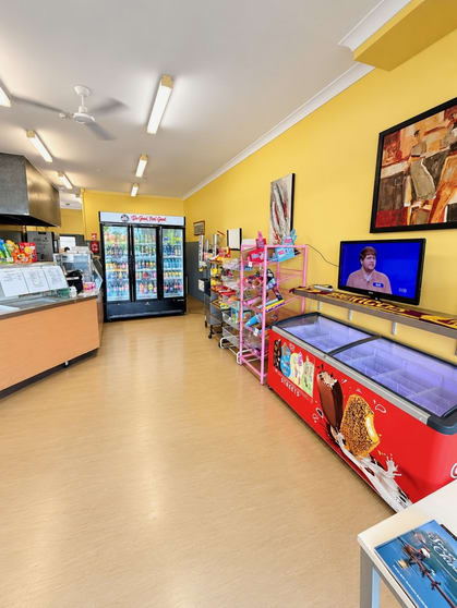 Click to view all images SHOP 7, RIVERMEADOWS HARGRAVES ROAD Upper Coomera QLD 4209 - Image 2