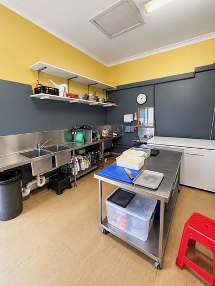 Click to view all images SHOP 7, RIVERMEADOWS HARGRAVES ROAD Upper Coomera QLD 4209 - Image 3