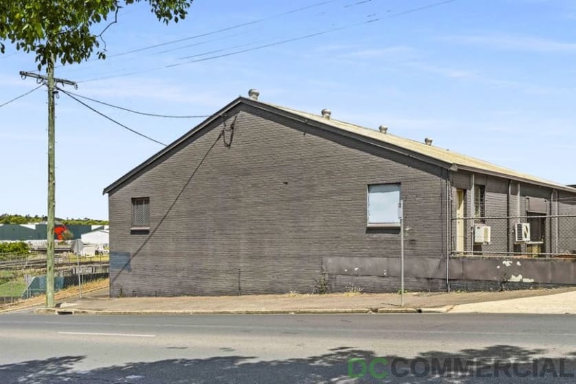 Click to view all images 8/94a Mort Street Toowoomba City QLD 4350 - Image 5