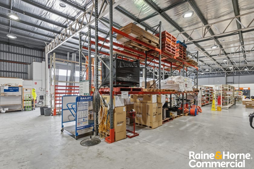 Click to view all images 1/10 Paisley Drive Lawnton QLD 4501 - Image 3