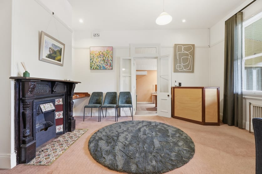Click to view all images Office 2/21 Grose Street Leura NSW 2780 - Image 2
