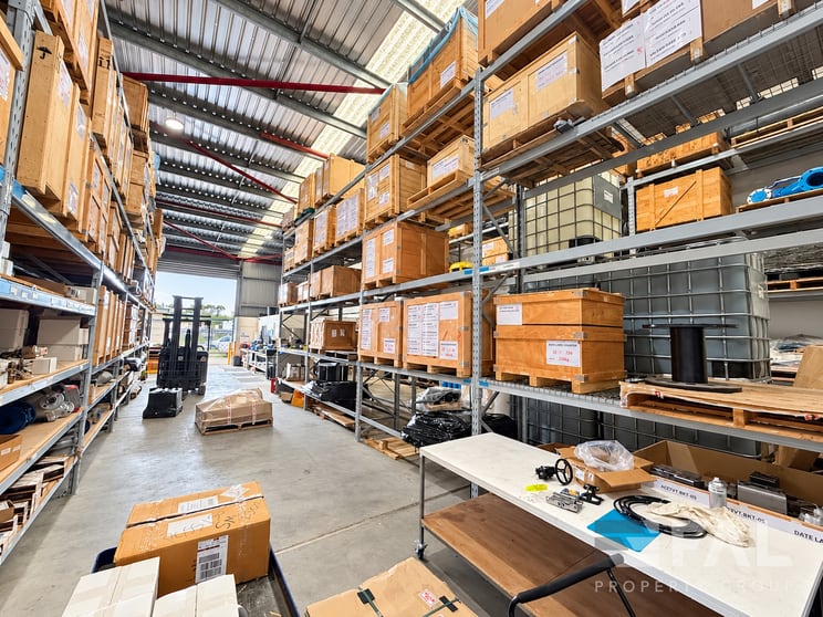 Click to view all images Unit 3/31 Ada Street Coopers Plains QLD 4108 - Image 2