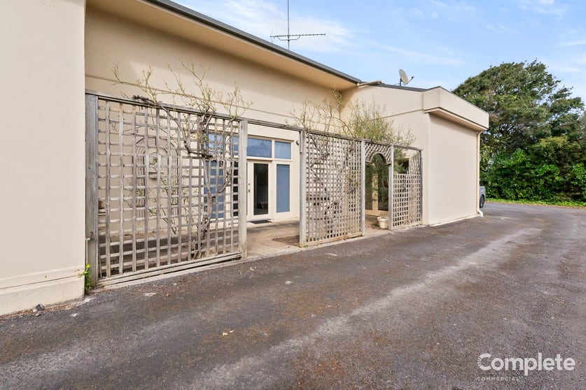 Click to view all images 12A Crouch Street South Mount Gambier SA 5290 - Image 1