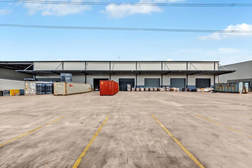Click to view all images Warehouse B 15 Long Street Smithfield NSW 2164 - Image 2