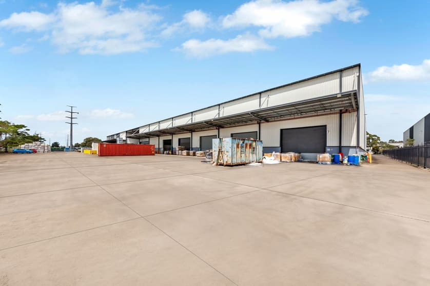 Click to view all images Warehouse B 15 Long Street Smithfield NSW 2164 - Image 3