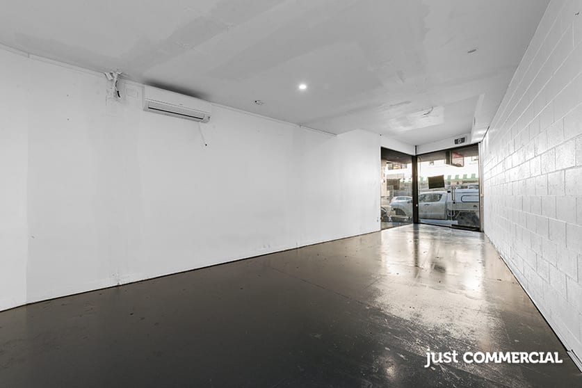 Click to view all images 2/186 Barkly Street St Kilda VIC 3182 - Image 2