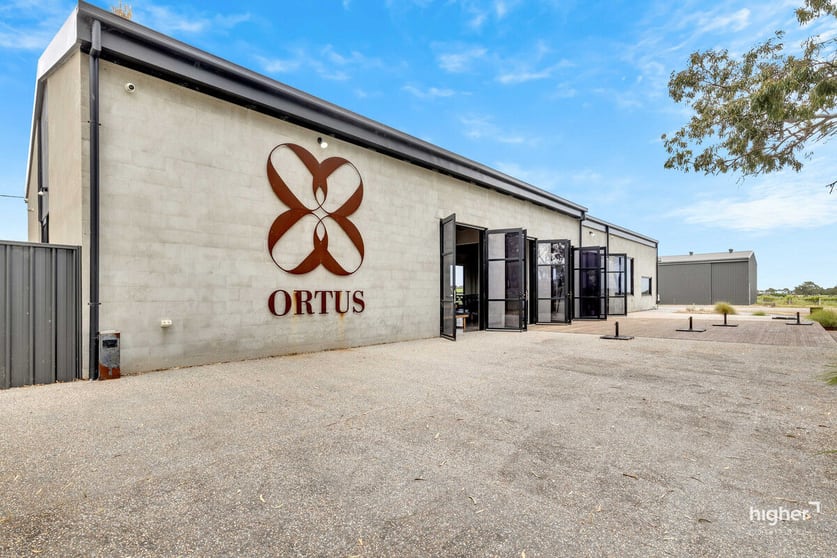 Click to view all images 205 Main Road Willunga SA 5172 - Image 2