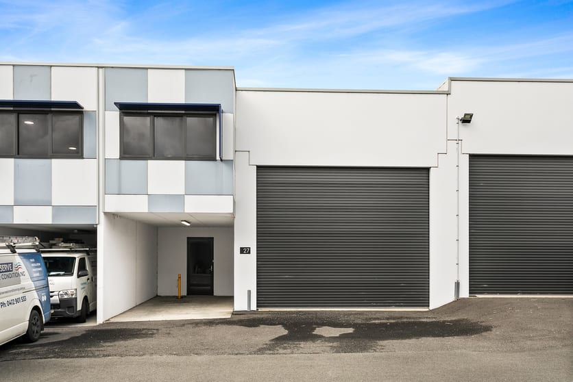 Click to view all images Unit/27/7 Waynote Place Unanderra NSW 2526 - Image 2