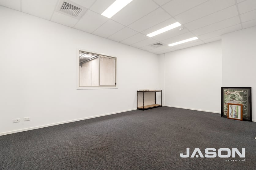 Click to view all images 1/27 Mareno Road Tullamarine VIC 3043 - Image 2