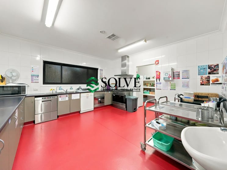 Click to view all images 208 Hawkesbury Valley Way Clarendon NSW 2756 - Image 3
