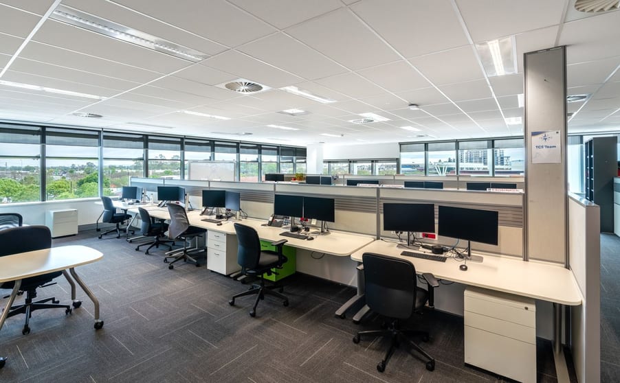Click to view all images 665 Fairfield Road Yeerongpilly QLD 4105 - Image 2