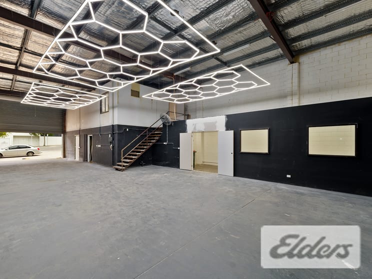 Click to view all images 25 Glenelg Street South Brisbane QLD 4101 - Image 2
