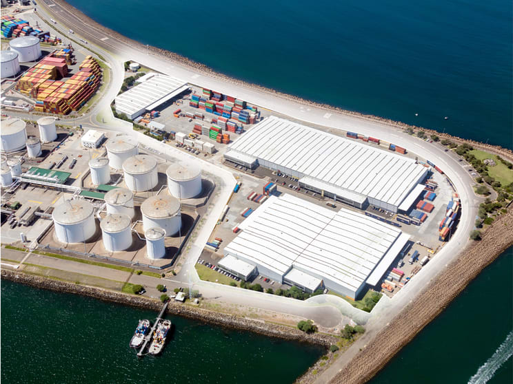 Click to view all images 2 Simblist Road Port Botany NSW 2036 - Image 3