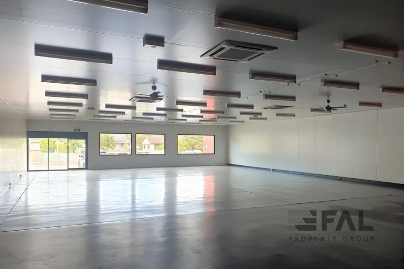 Click to view all images Unit 1/617 Toohey Road Salisbury QLD 4107 - Image 2