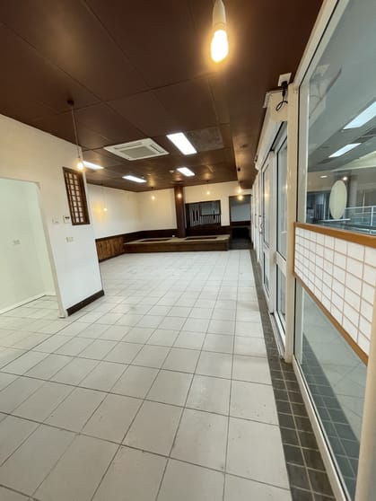 Click to view all images 2/38 Lake Street Cairns City QLD 4870 - Image 3