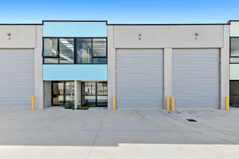 Click to view all images 38 Commerce Place Koo Wee Rup VIC 3981 - Image 1