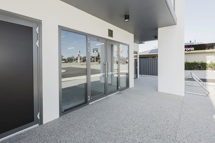 Click to view all images G01/239 Great Eastern Hwy Belmont WA 6104 - Image 3