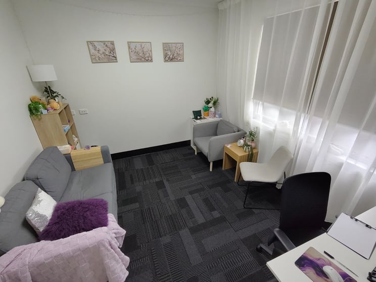 Click to view all images 304 Canterbury Road Bayswater North VIC 3153 - Image 2