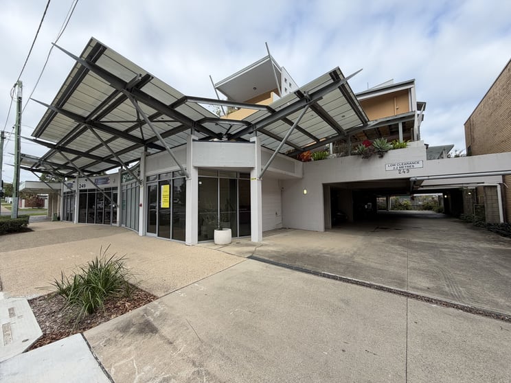 Click to view all images 11/249 Oxley Avenue Margate QLD 4019 - Image 2
