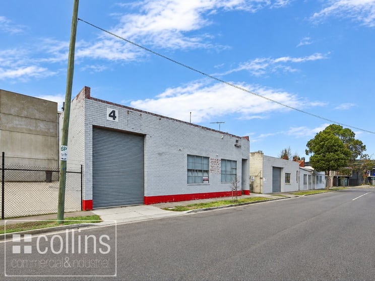 Click to view all images 1/4 Moller Street Oakleigh VIC 3166 - Image 2