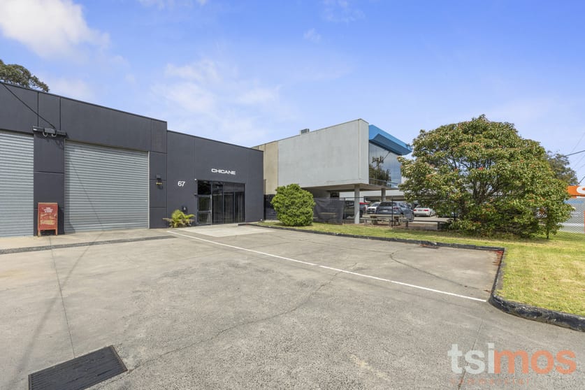 Click to view all images 5/67 Industrial Drive Braeside VIC 3195 - Image 2