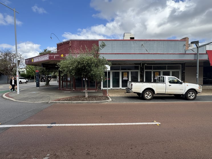 Click to view all images 78 Lake Street Northbridge WA 6003 - Image 2