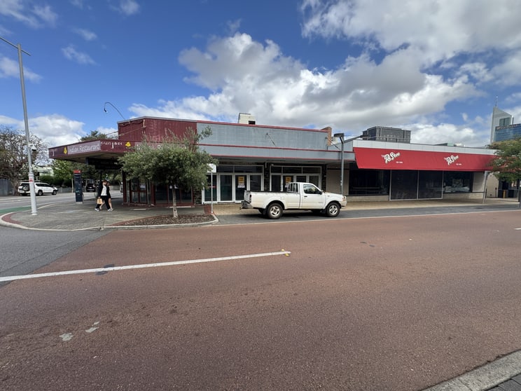 Click to view all images 78 Lake Street Northbridge WA 6003 - Image 3