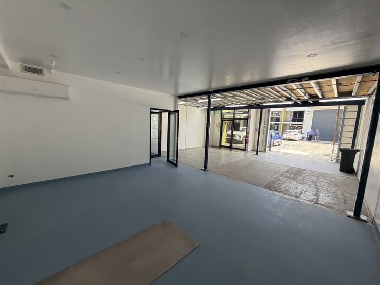 Click to view all images D3/15 Narabang Way Belrose NSW 2085 - Image 2