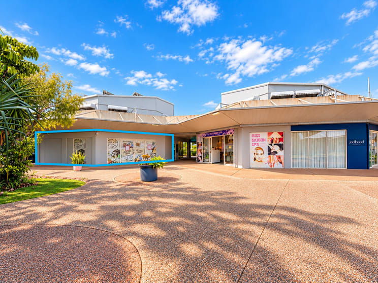 Click to view all images 7/21-37 Birtwill Street Coolum Beach QLD 4573 - Image 1
