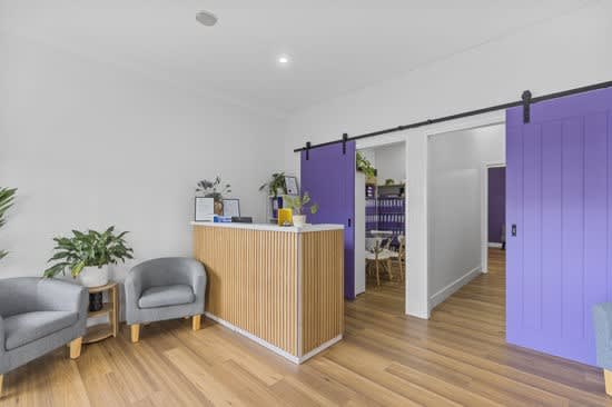 Click to view all images Shop 3 No 62 Lakedge Avenue Berkeley Vale NSW 2261 - Image 2