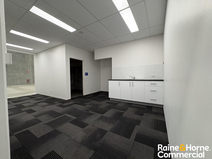 3/17 Kingsbury Street Brendale QLD 4500 - Image 3