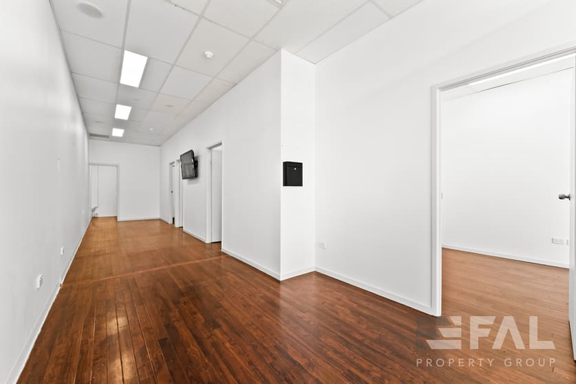 Shop 5/30-32 Cypress Street Redland Bay QLD 4165 - Image 2