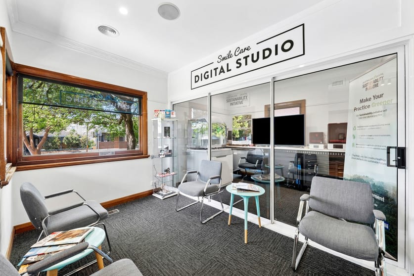 Click to view all images 217 Pakington Street Geelong West VIC 3218 - Image 3