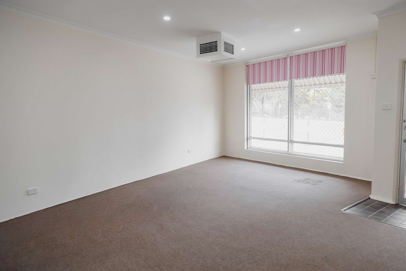 Click to view all images Various/61-63 Thurralilly Street Queanbeyan NSW 2620 - Image 4