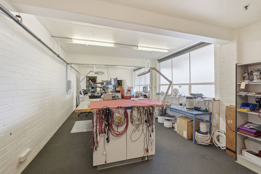 Click to view all images 1/39 Tower Road New Town TAS 7008 - Image 3