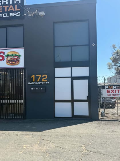 Click to view all images UNIT 1/172 Barrington Street Bibra Lake WA 6163 - Image 2
