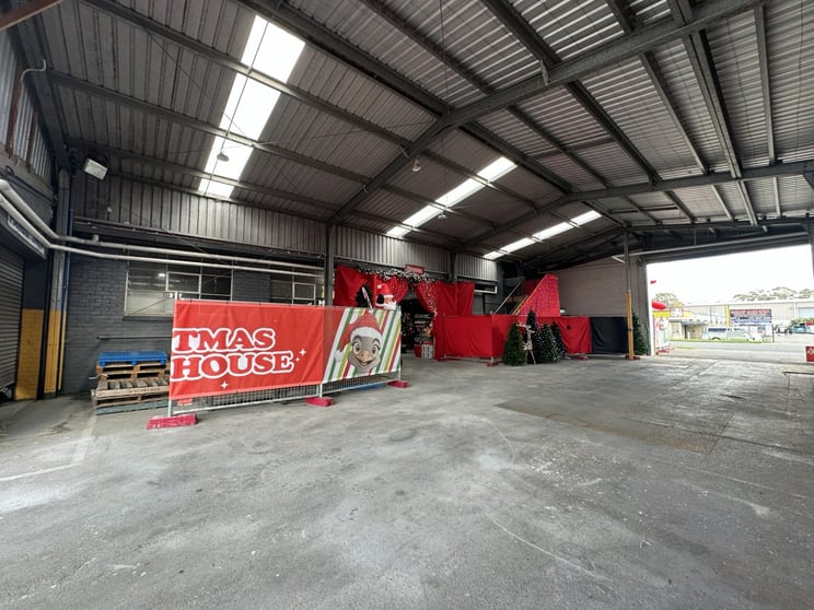 Click to view all images 30 Blaxland Road Campbelltown NSW 2560 - Image 3